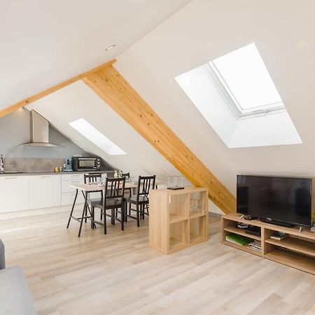 Appartement Entier - Toile Tendue - Wifi Pontarlier Luaran gambar